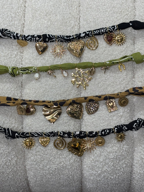 Collier charms